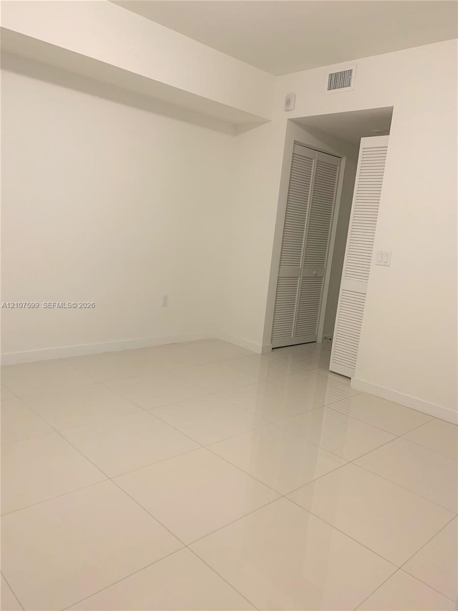 7875 NW 107th Avenue gallery image #8