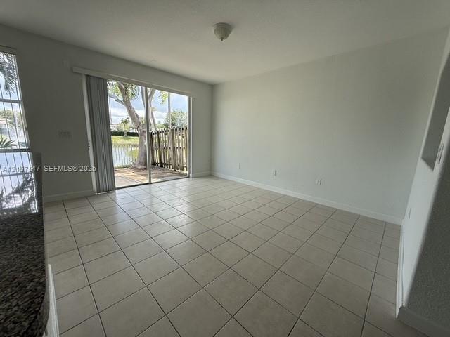 11419 NW 76th Terrace gallery image #5