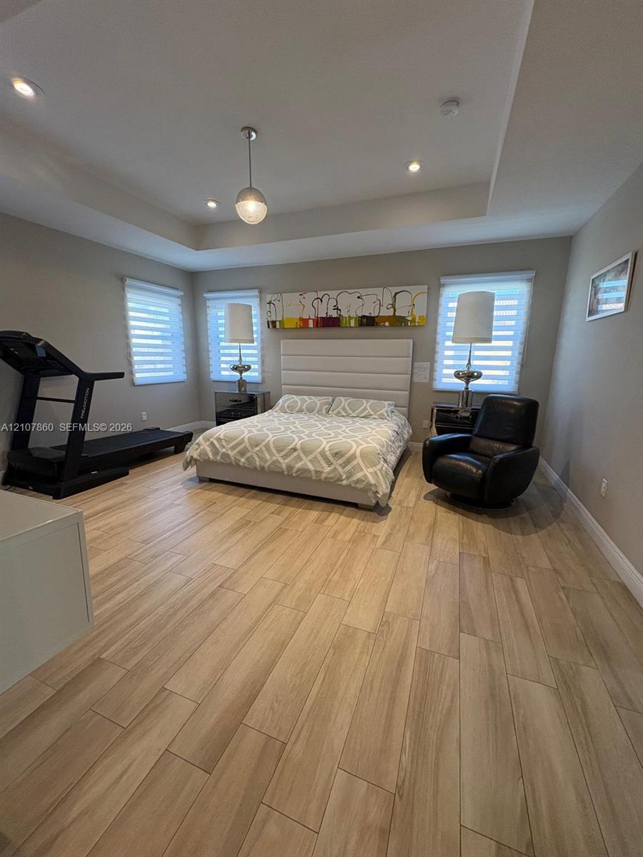 8925 NW 99th Court gallery image #30