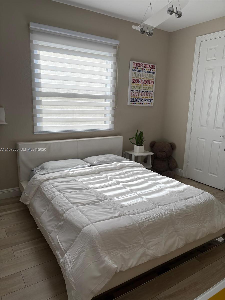 8925 NW 99th Court gallery image #31