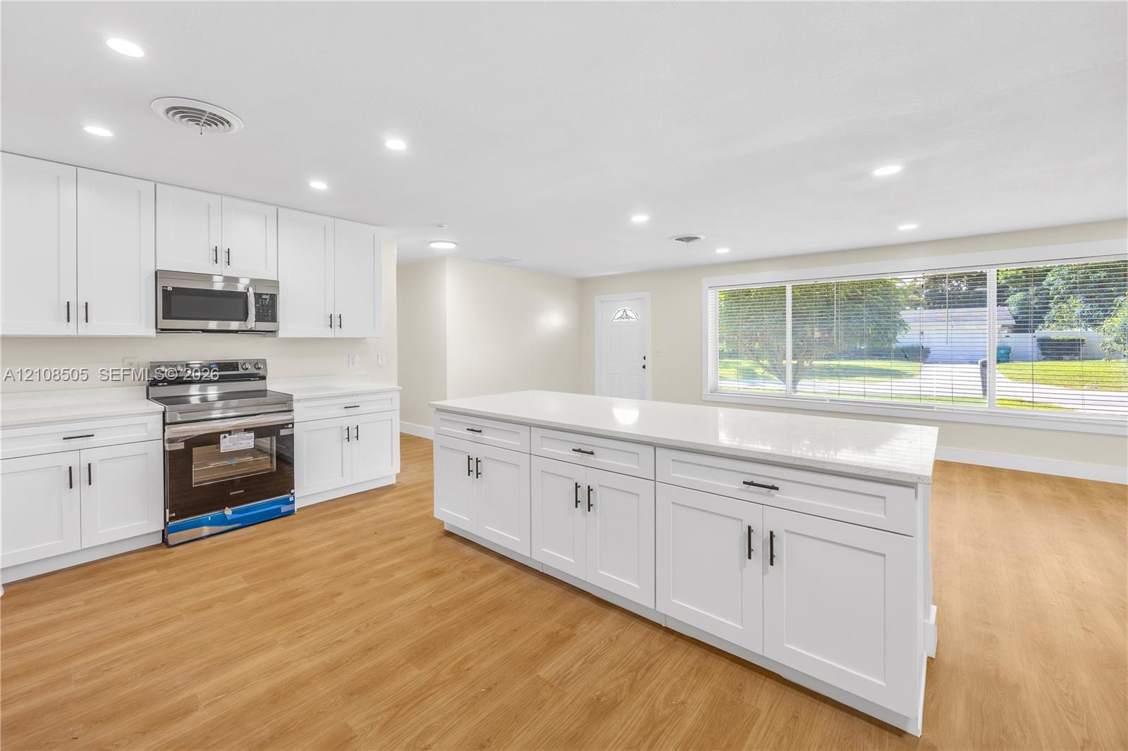 227 SW 13th Avenue gallery image #13