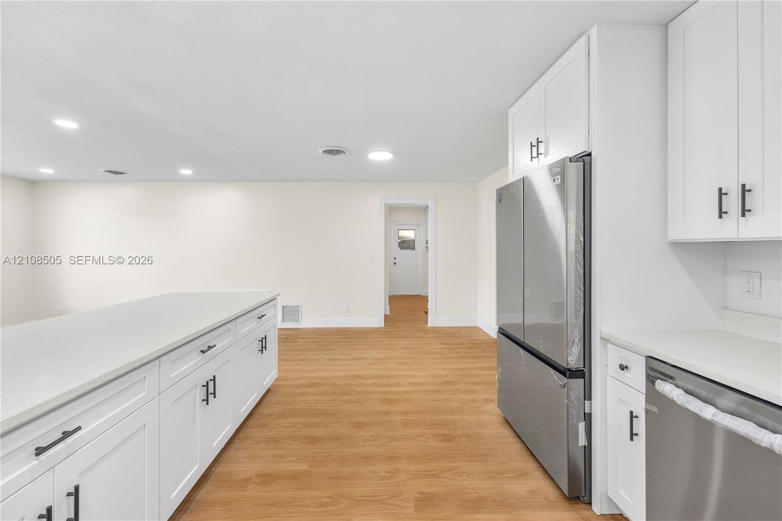 227 SW 13th Avenue gallery image #14