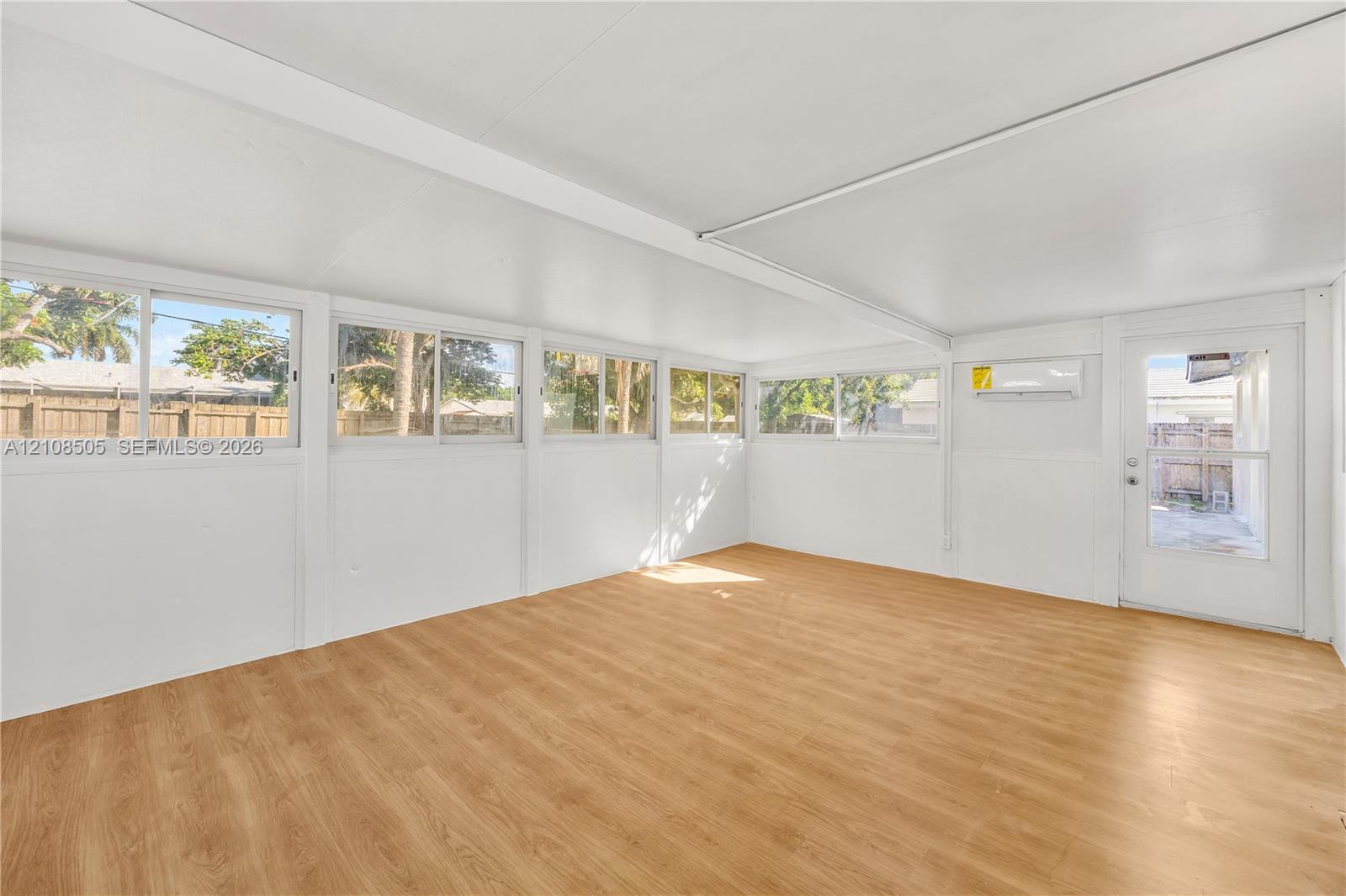 227 SW 13th Avenue gallery image #15