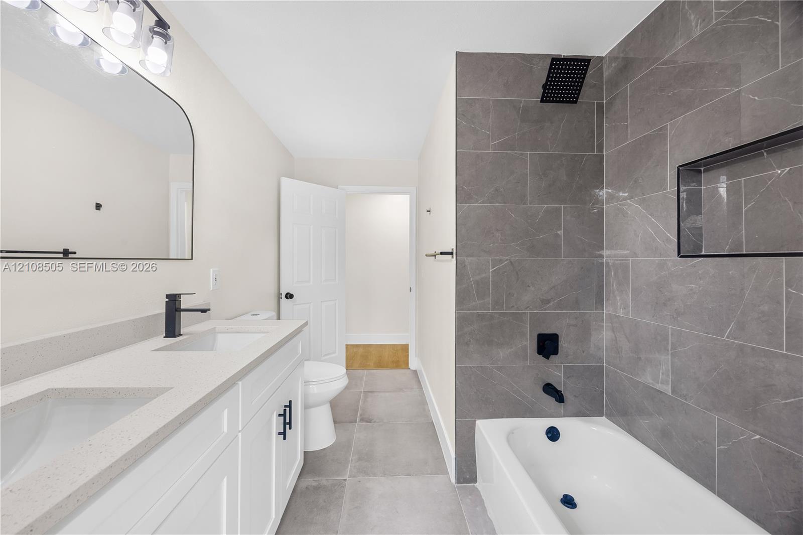 227 SW 13th Avenue gallery image #3