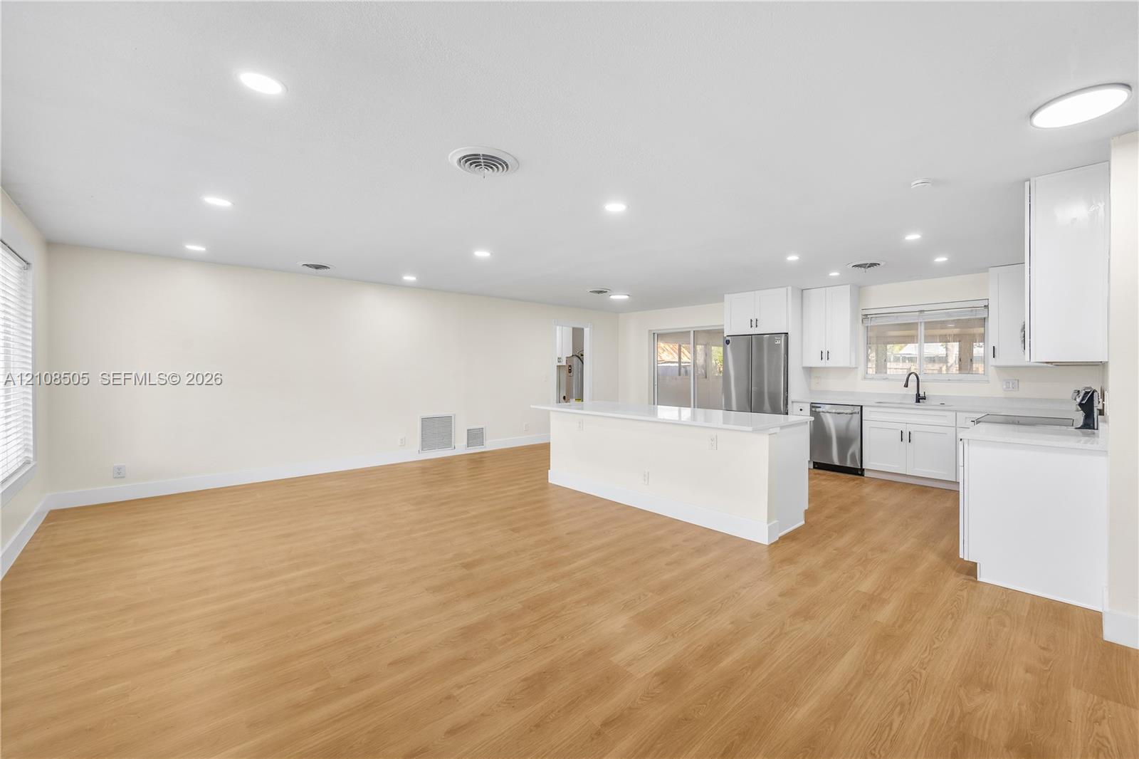 227 SW 13th Avenue gallery image #5