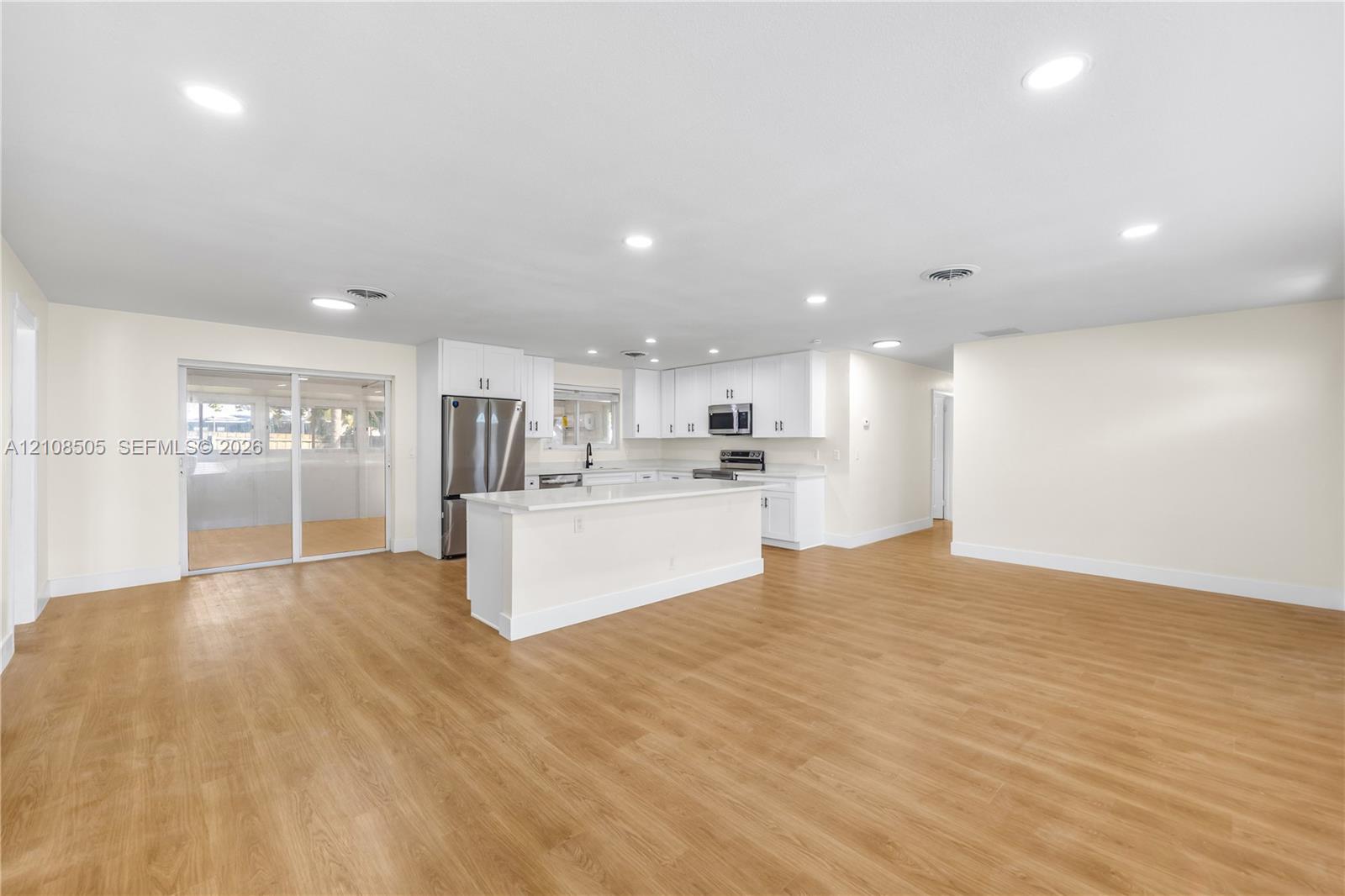 227 SW 13th Avenue gallery image #6