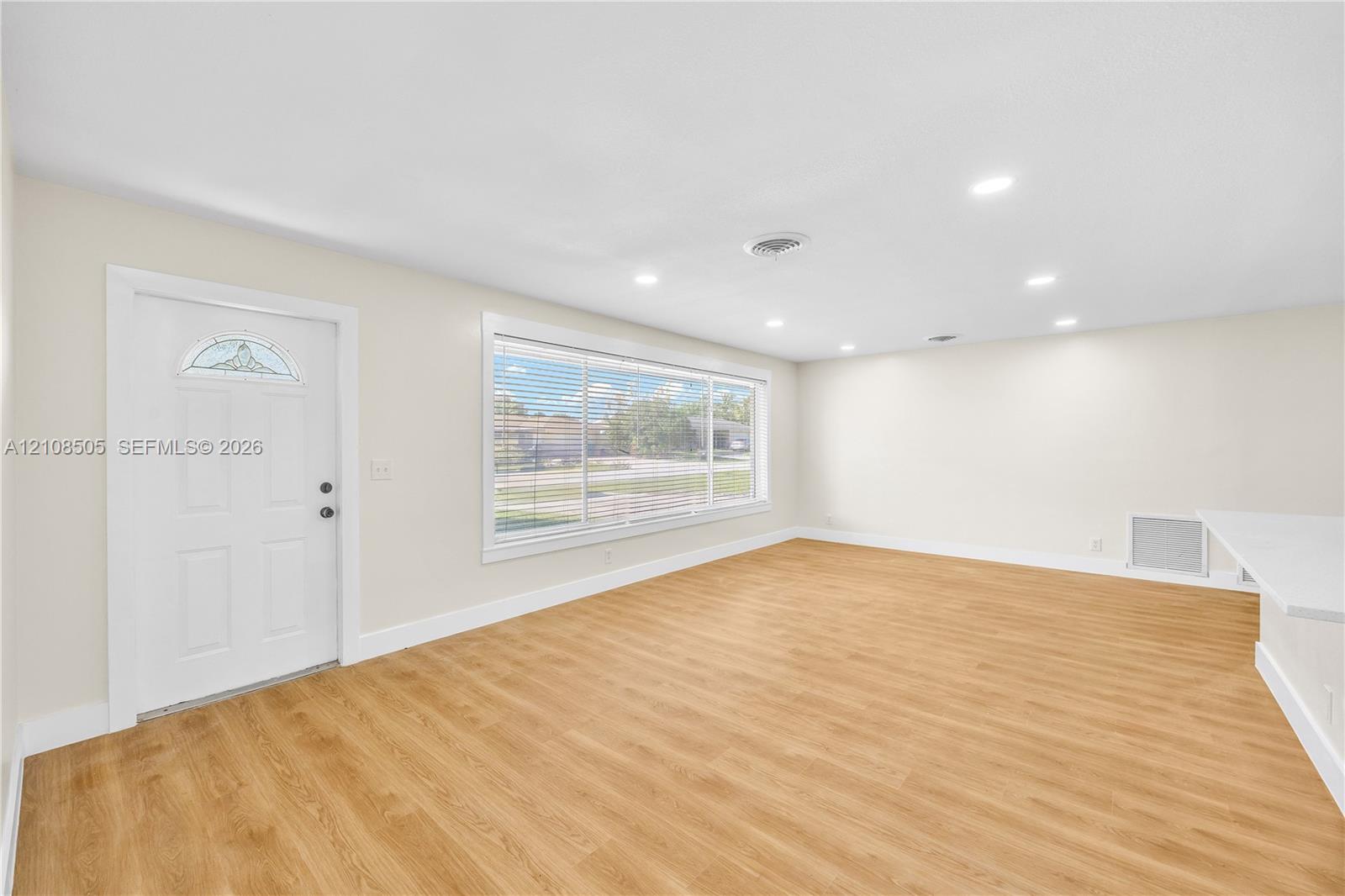 227 SW 13th Avenue gallery image #9