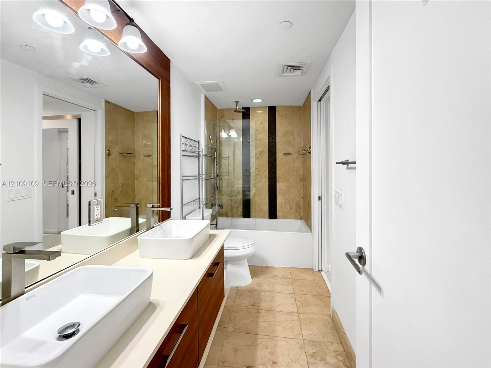 601 NE 27th Street