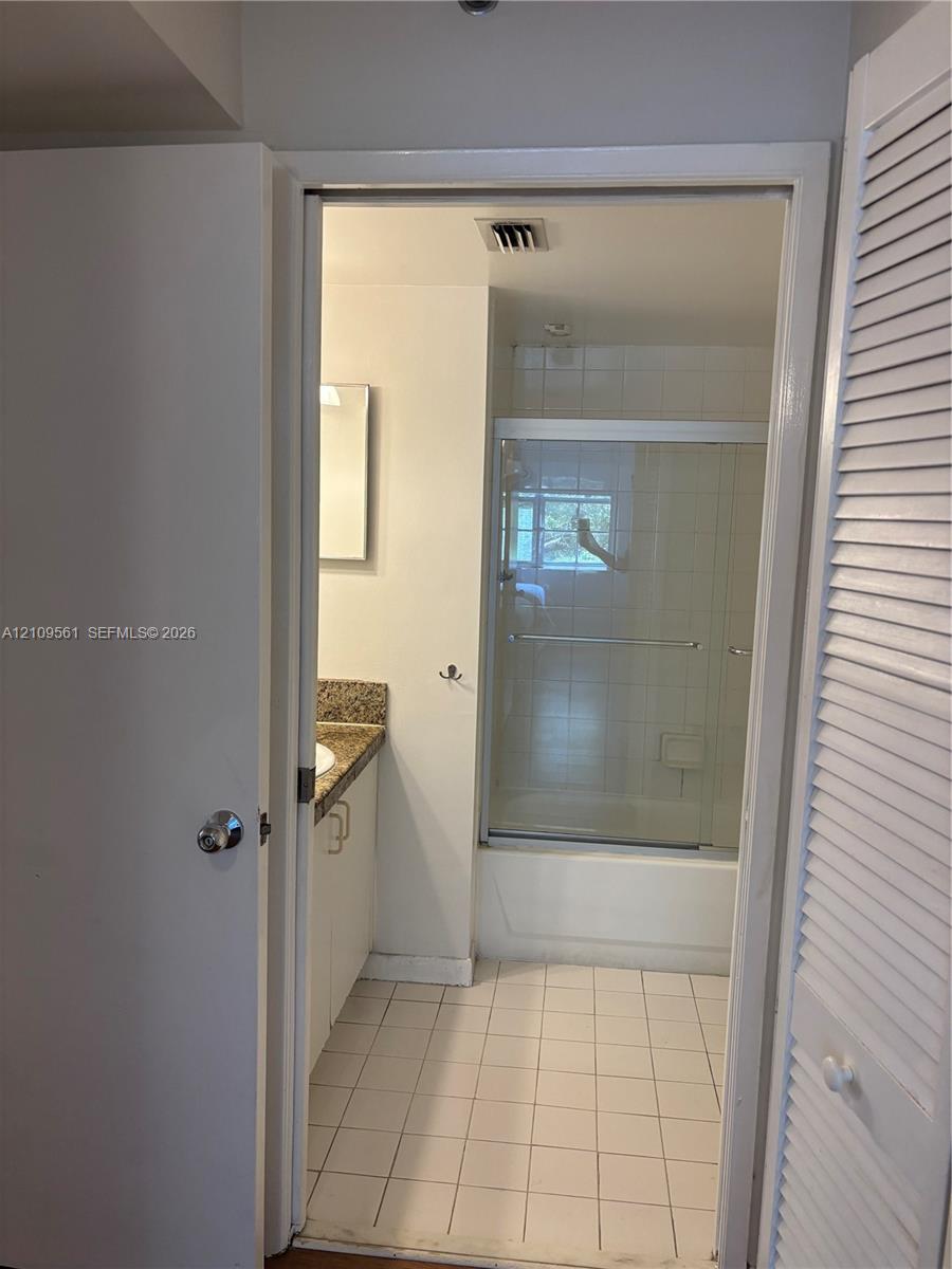 19501 E Country Club Drive