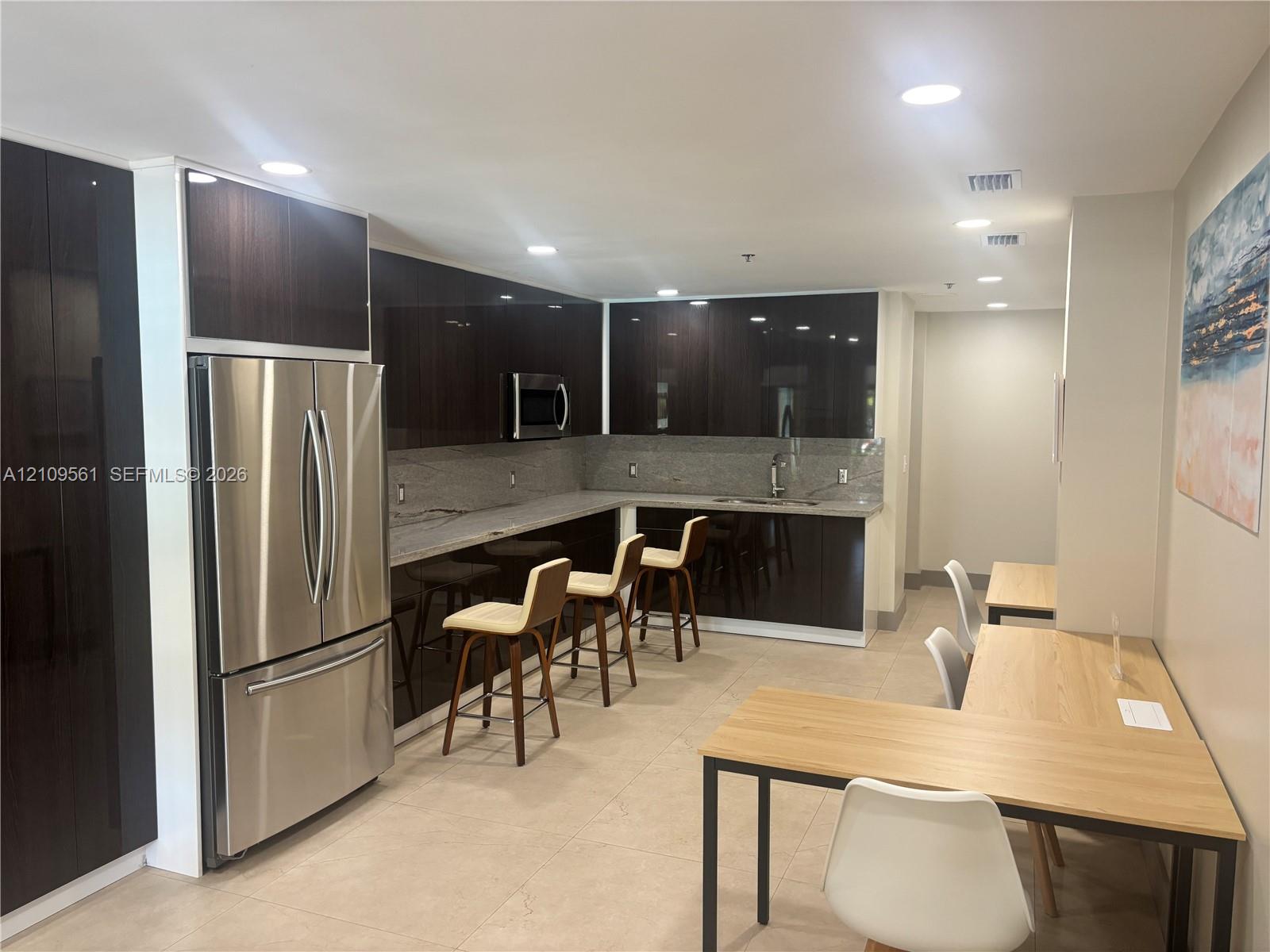 19501 E Country Club Drive