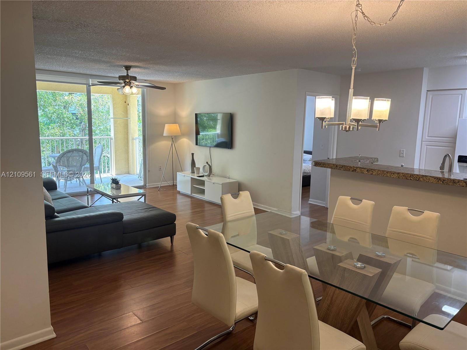 19501 E Country Club Drive