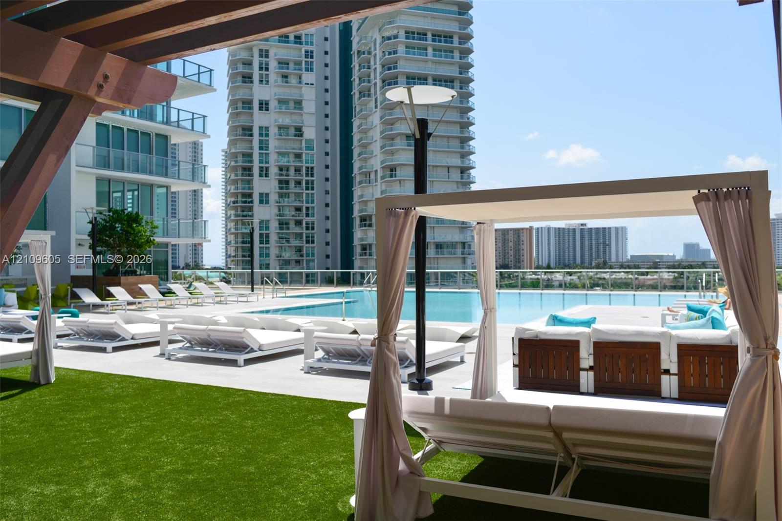 300 Sunny Isles Boulevard