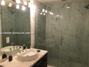 253 NE 2nd Street
