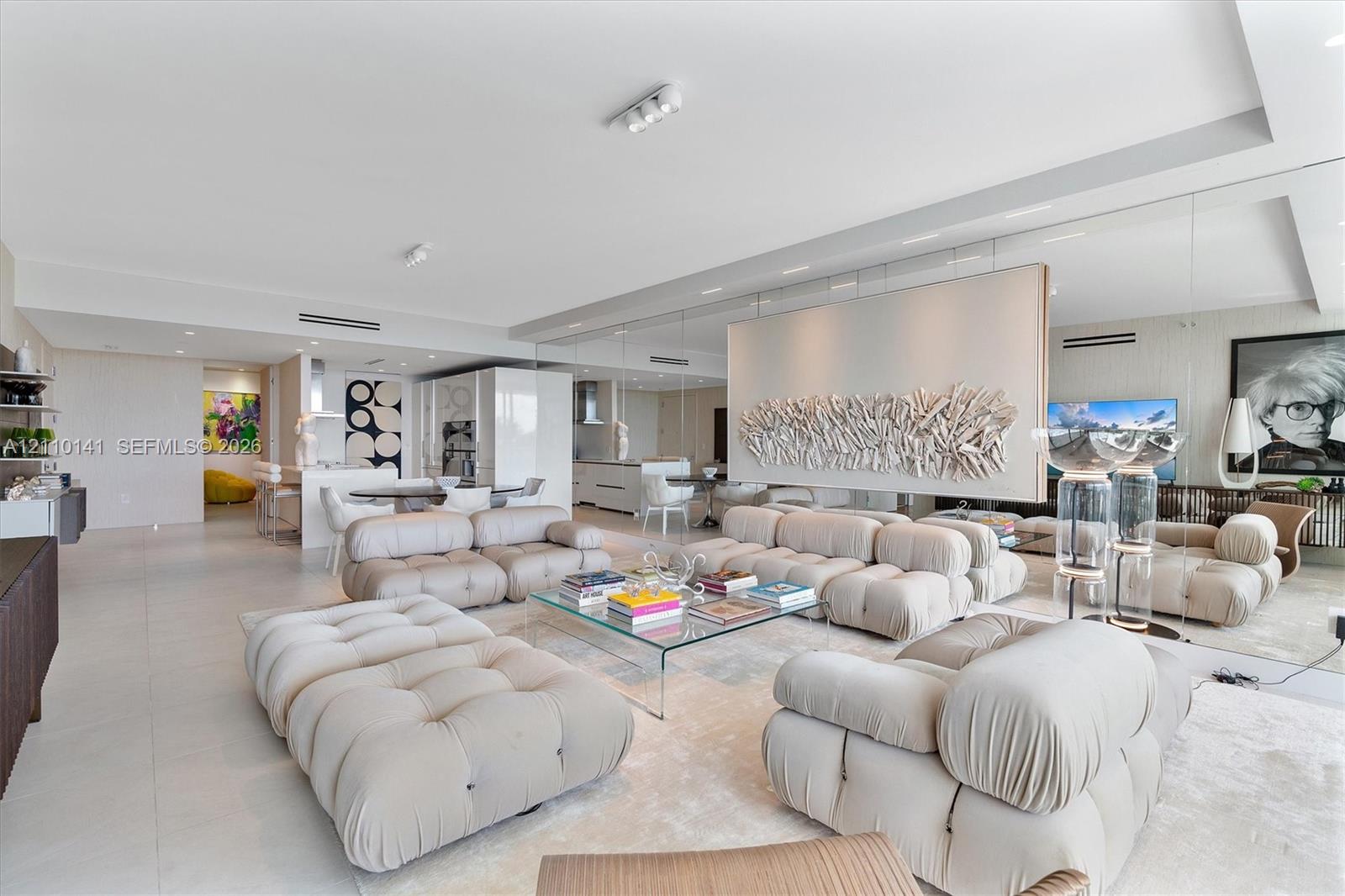 10203 Collins Avenue