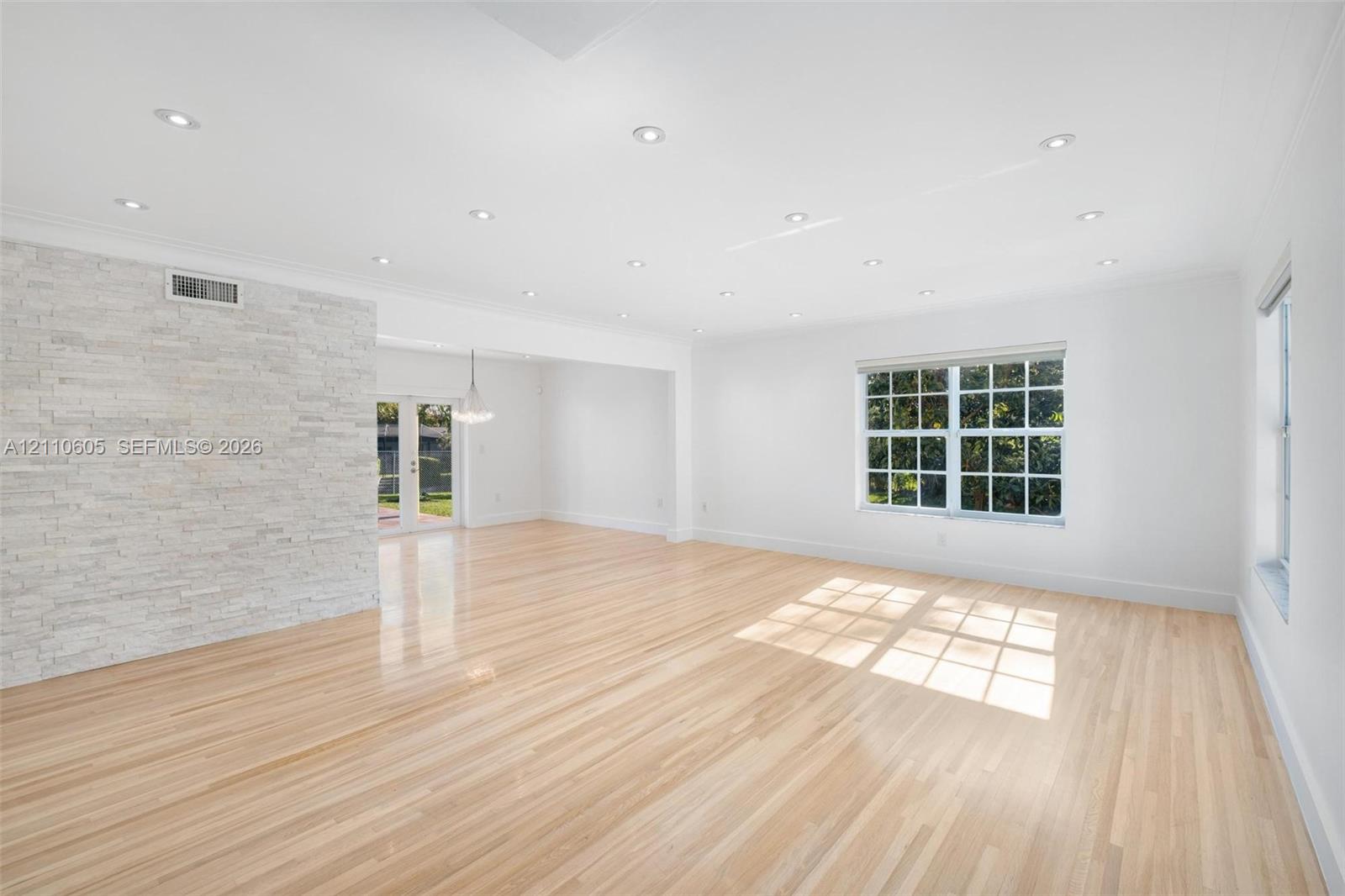 11401 SW 72nd Place