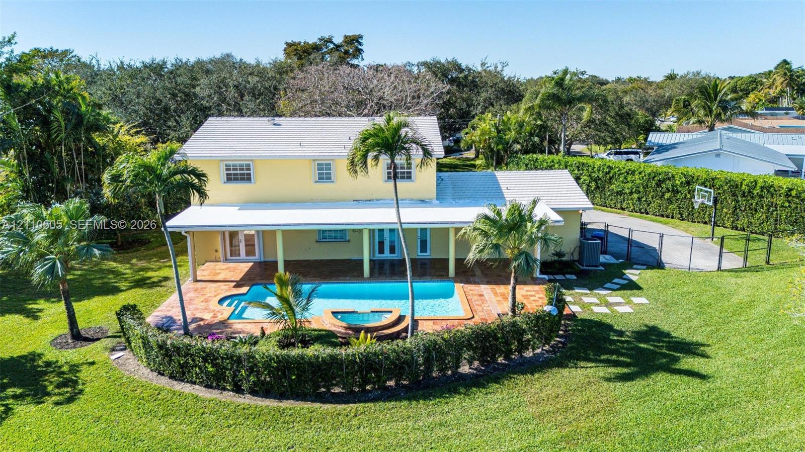 11401 SW 72nd Place