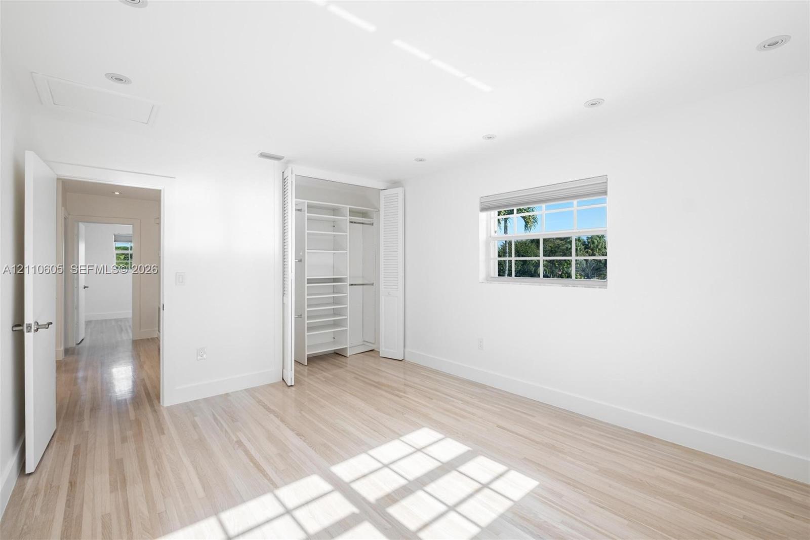 11401 SW 72nd Place