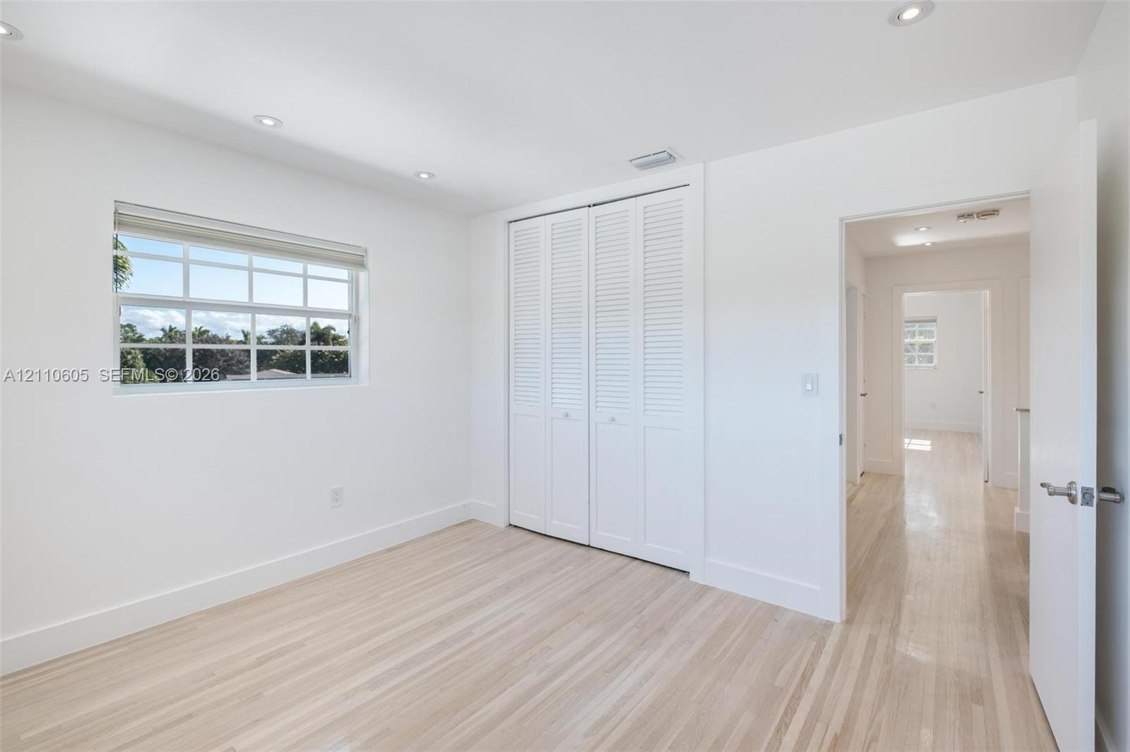 11401 SW 72nd Place