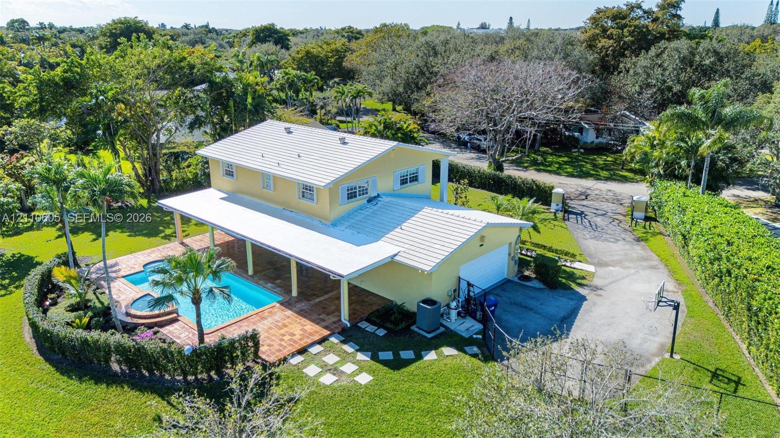 11401 SW 72nd Place
