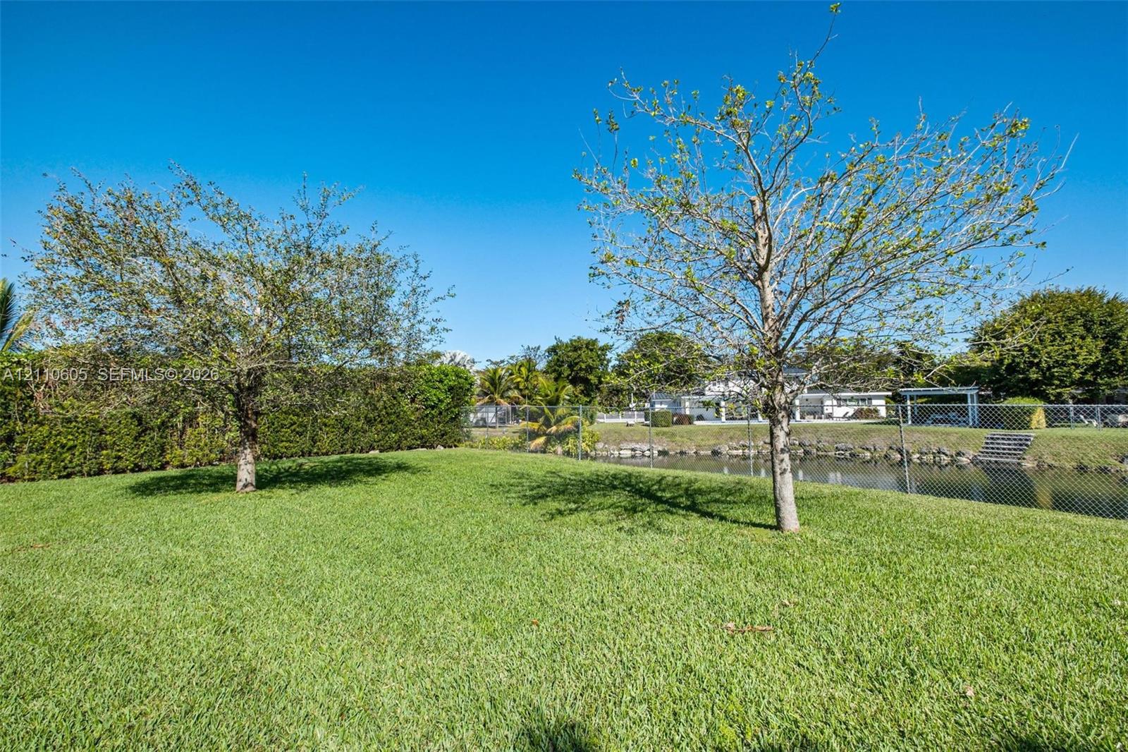 11401 SW 72nd Place