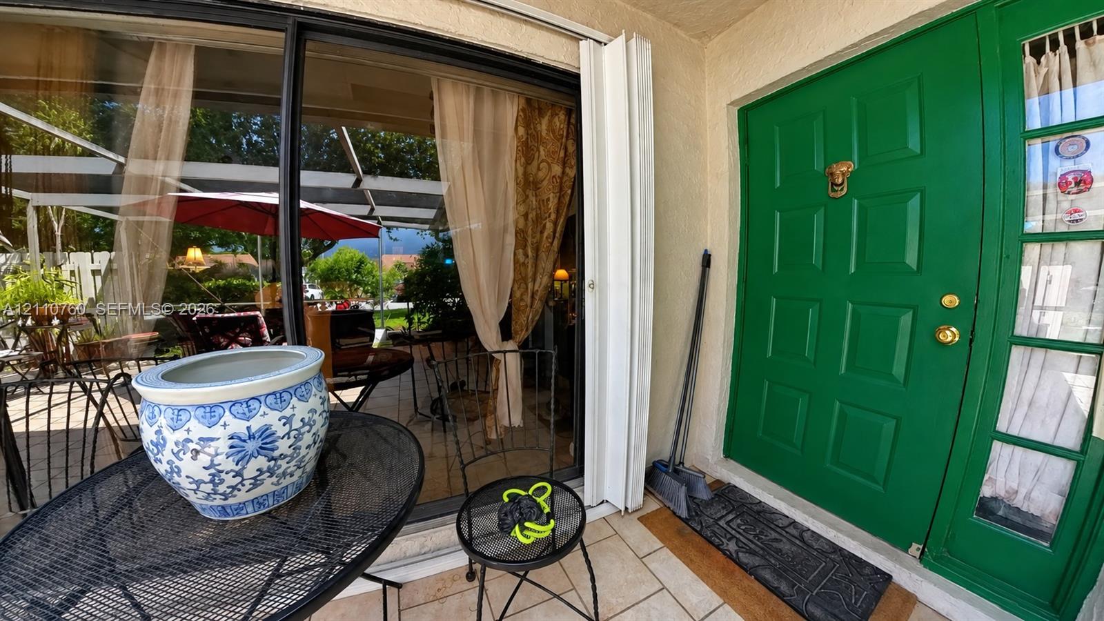 941 NW 30th Avenue gallery image #5