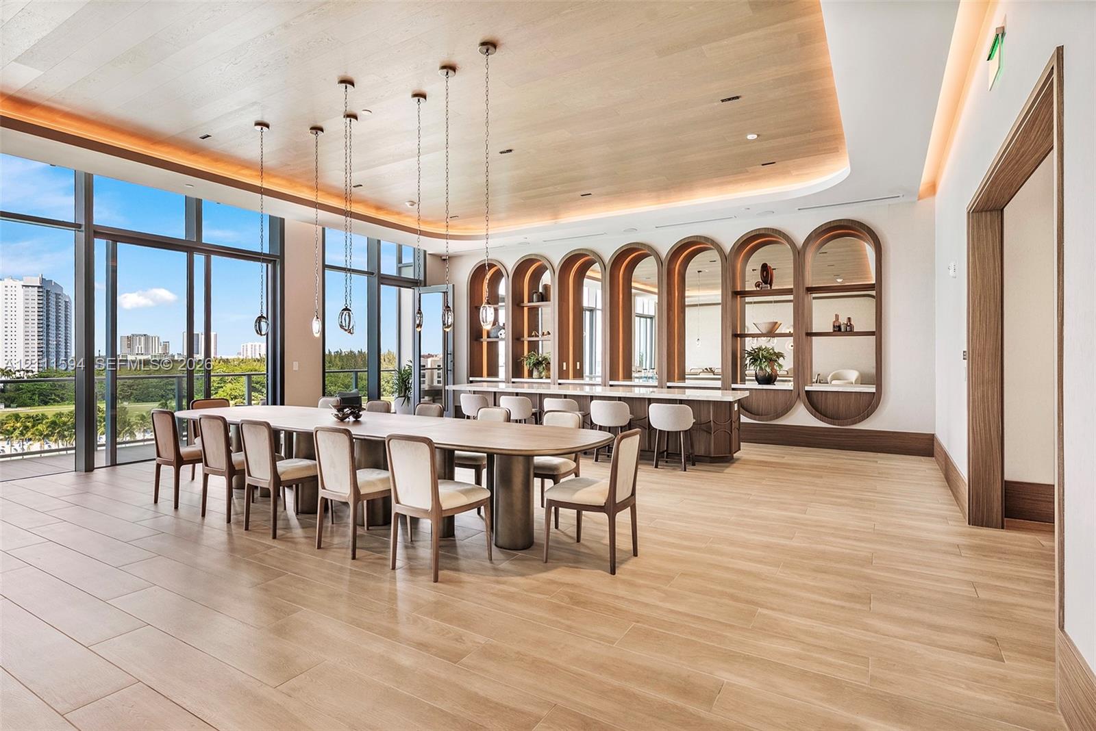 2411 Laguna Circle