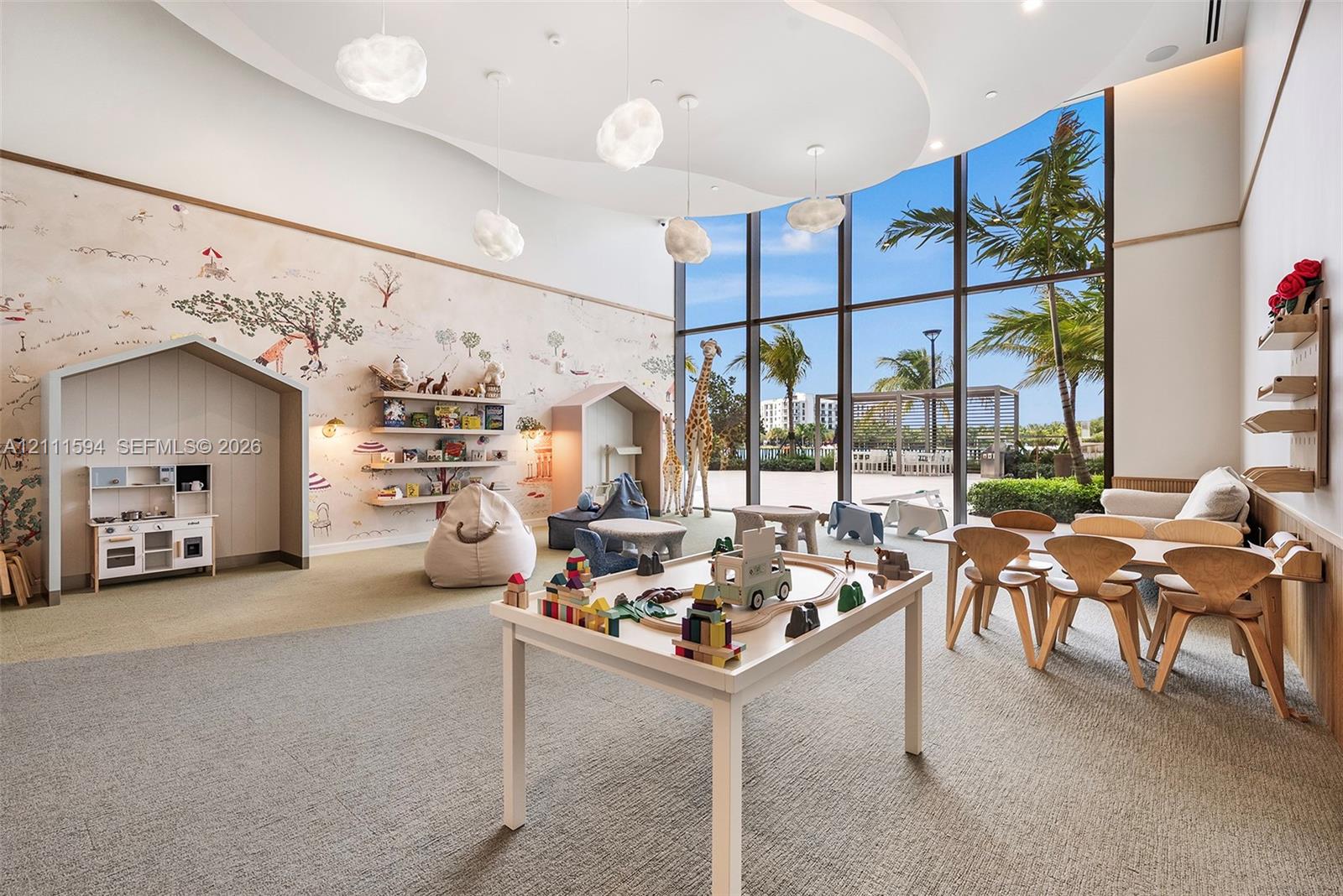 2411 Laguna Circle