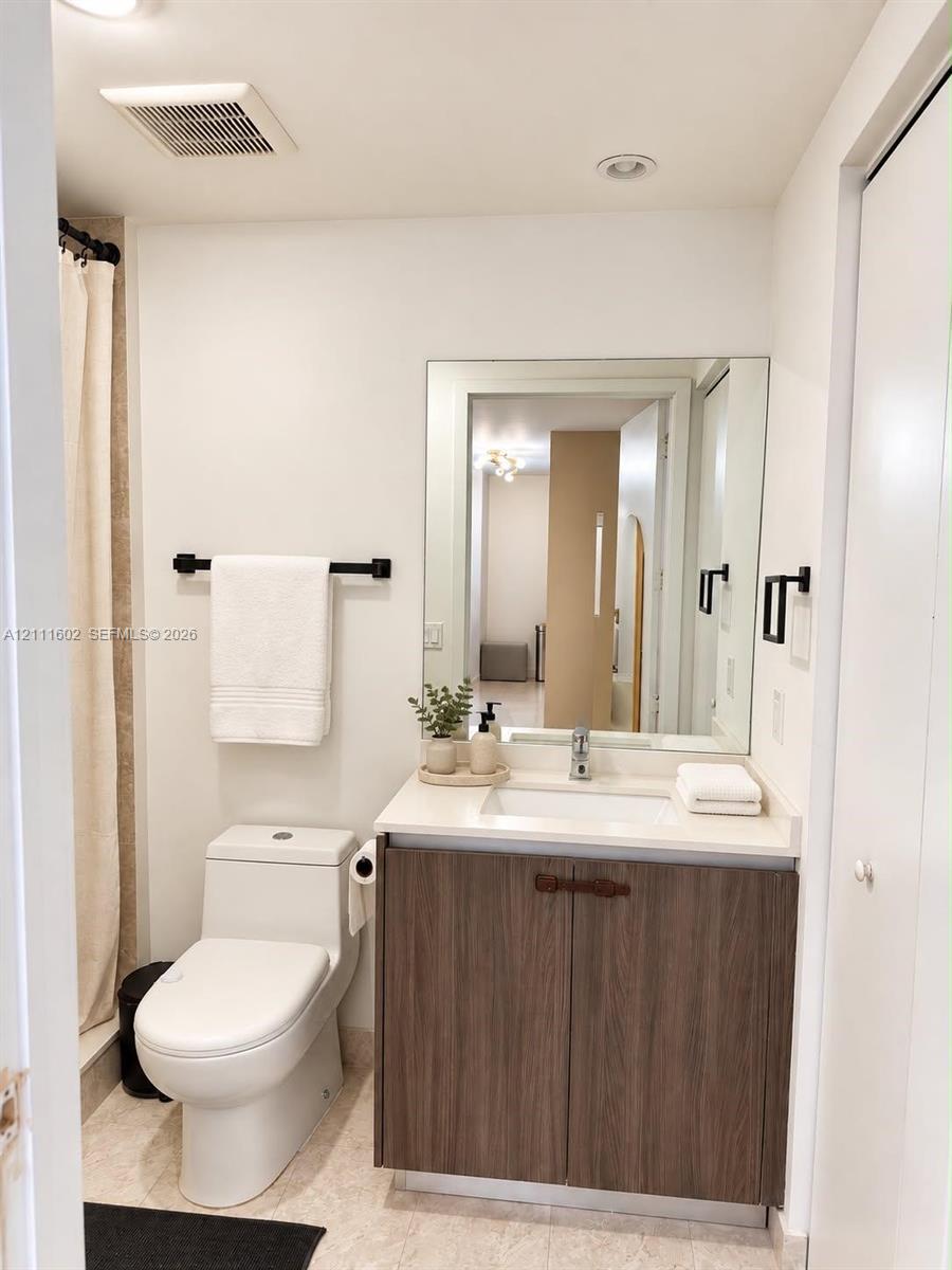 488 NE 18th Street