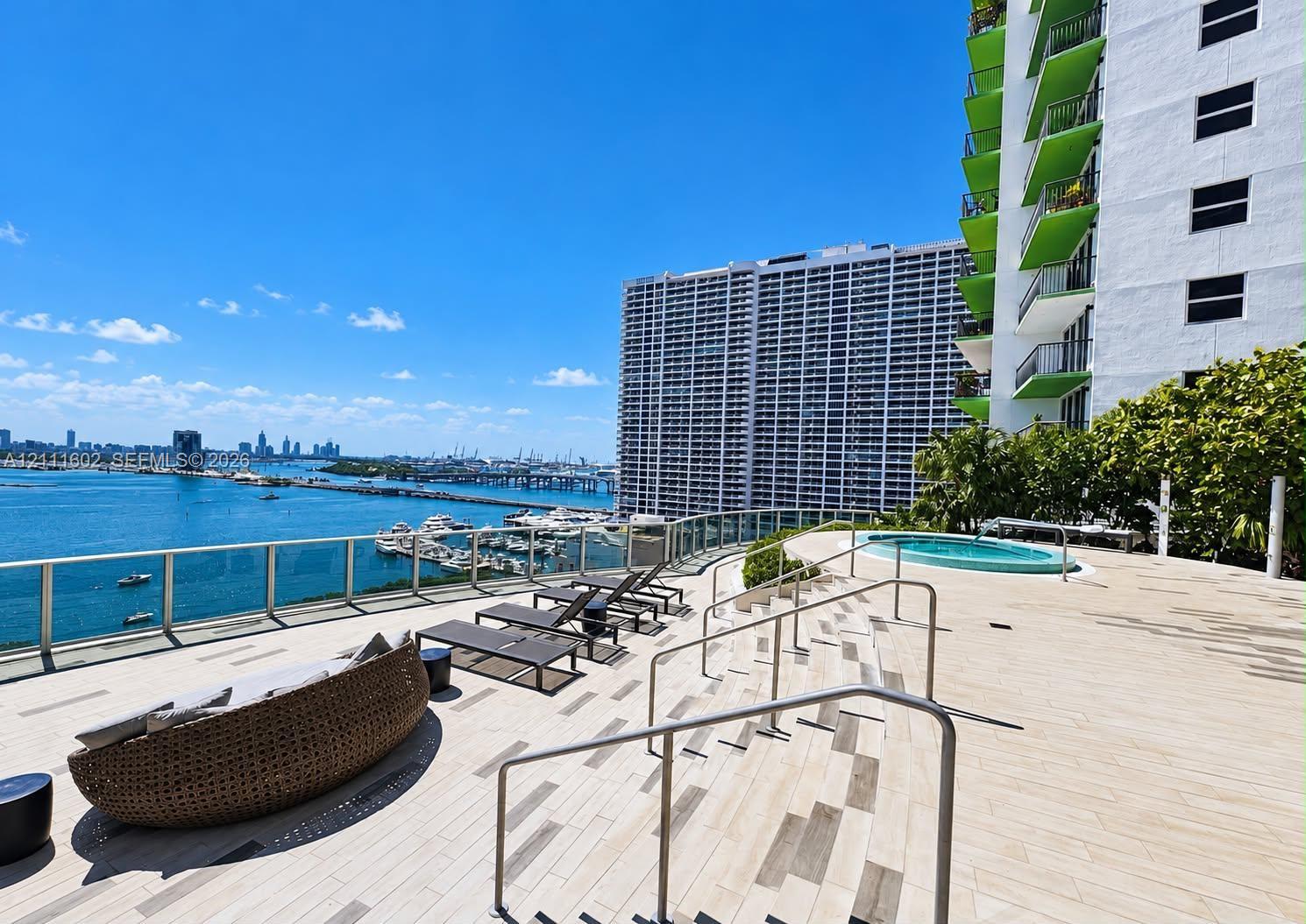488 NE 18th Street