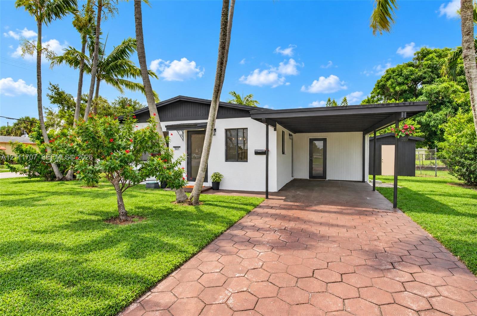 301 SW 12th Avenue gallery image #1