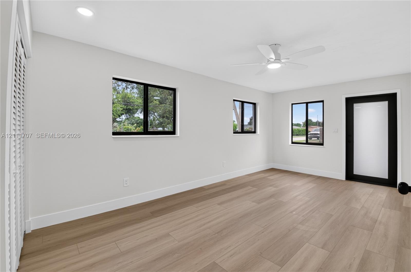 301 SW 12th Avenue gallery image #16