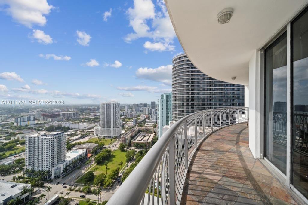 1750 N Bayshore Drive