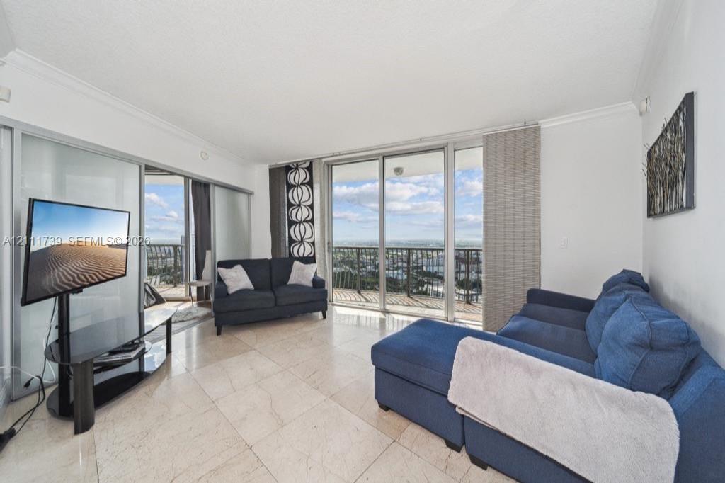 1750 N Bayshore Drive