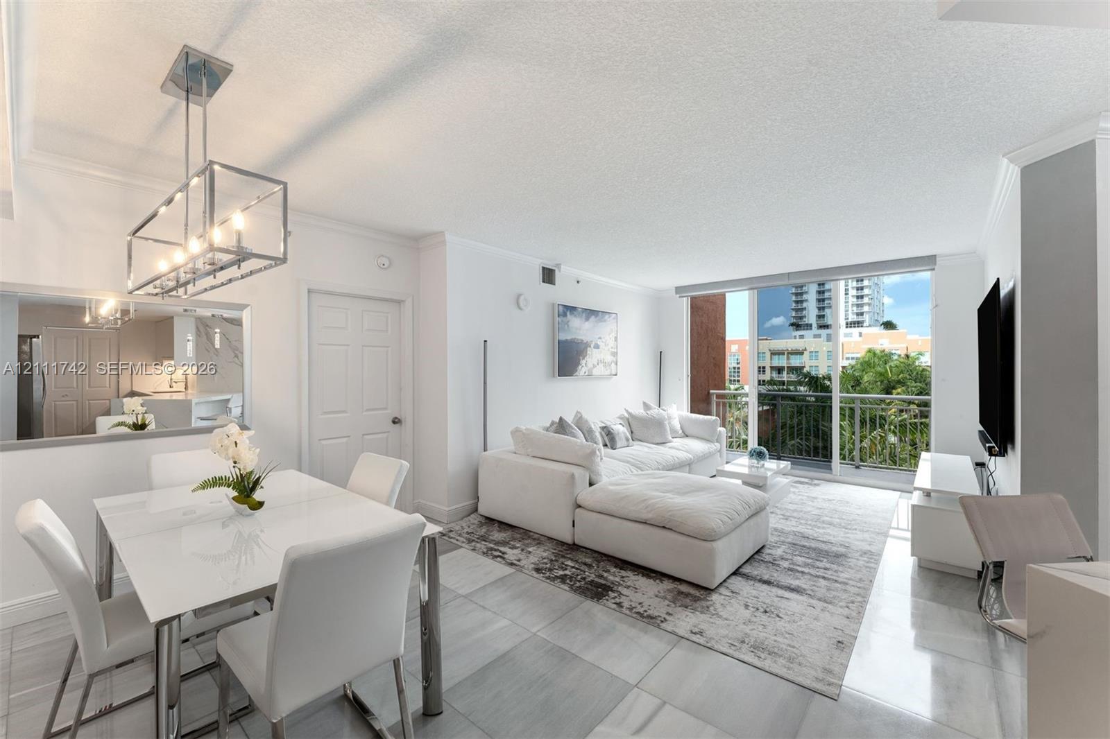 2000 N Bayshore Drive