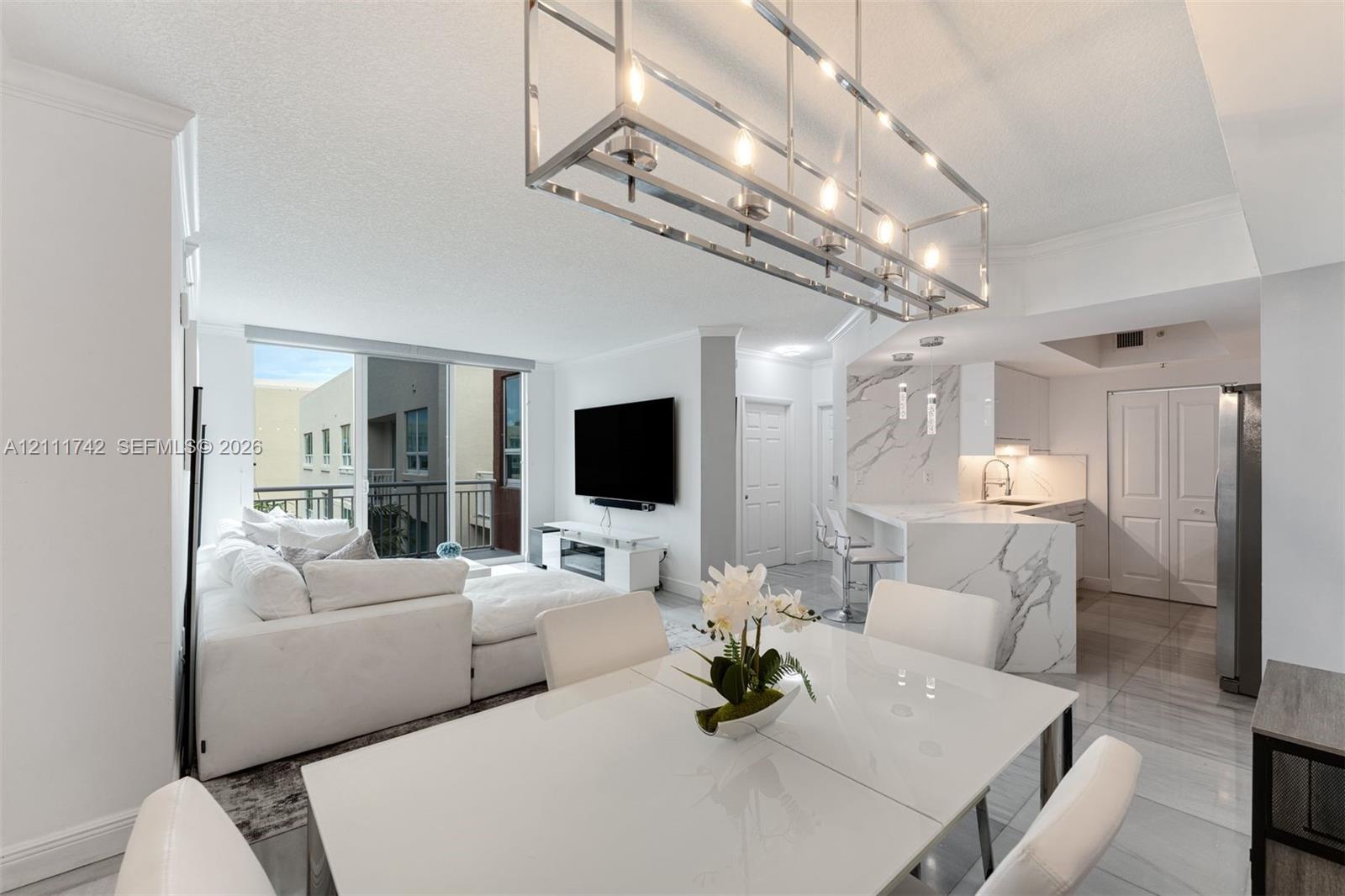 2000 N Bayshore Drive