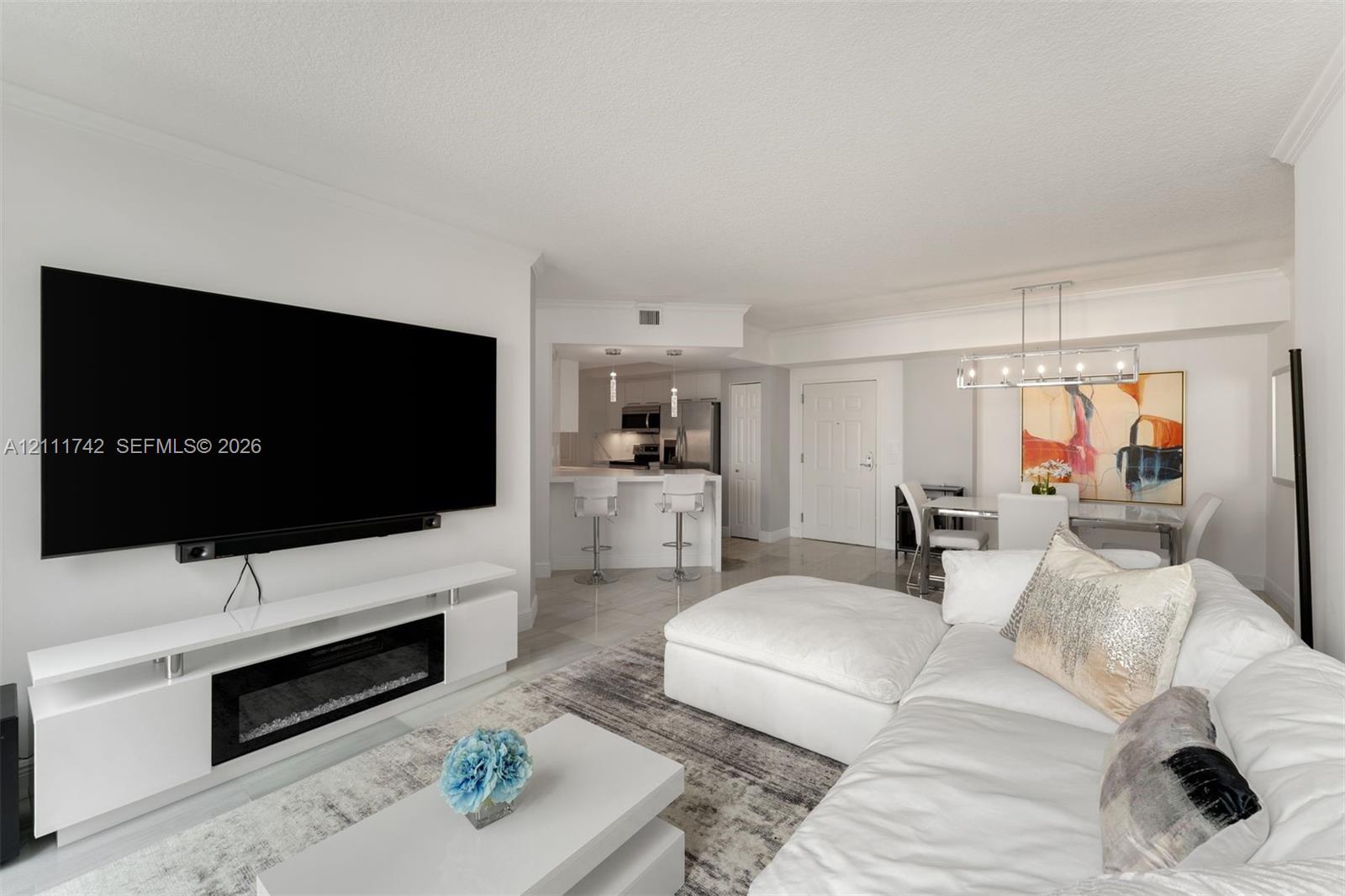 2000 N Bayshore Drive