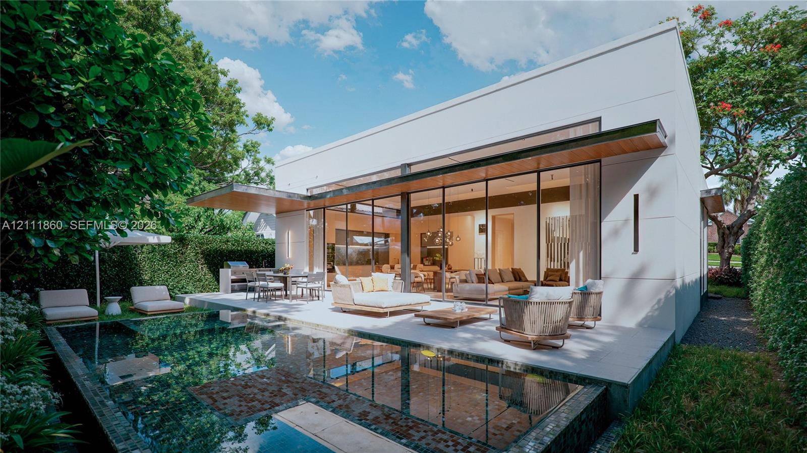 385 NW 42nd Street