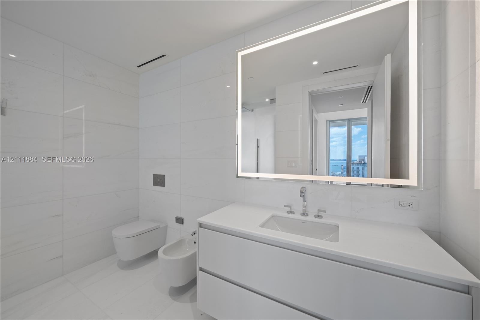 300 Biscayne Boulevard Way