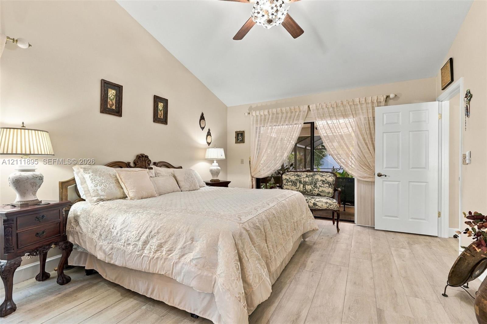 5792 Sun Pointe Circle gallery image #29