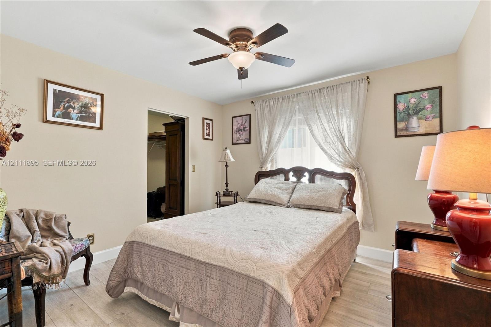 5792 Sun Pointe Circle gallery image #37