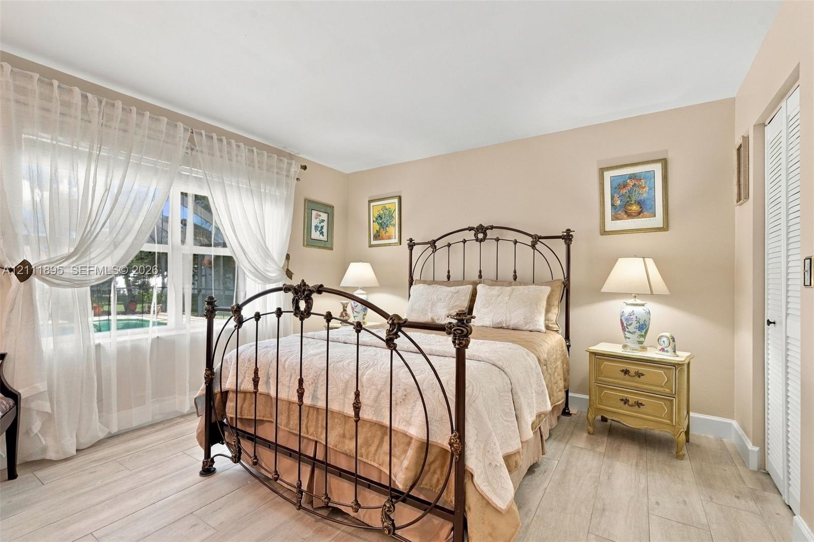 5792 Sun Pointe Circle gallery image #41