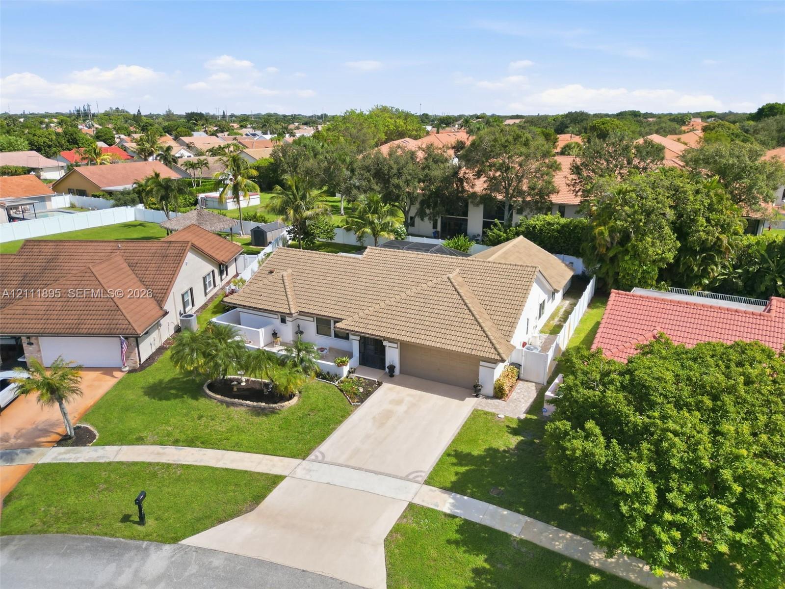 5792 Sun Pointe Circle gallery image #55