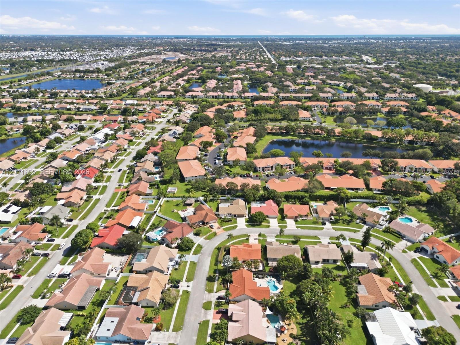 5792 Sun Pointe Circle gallery image #61