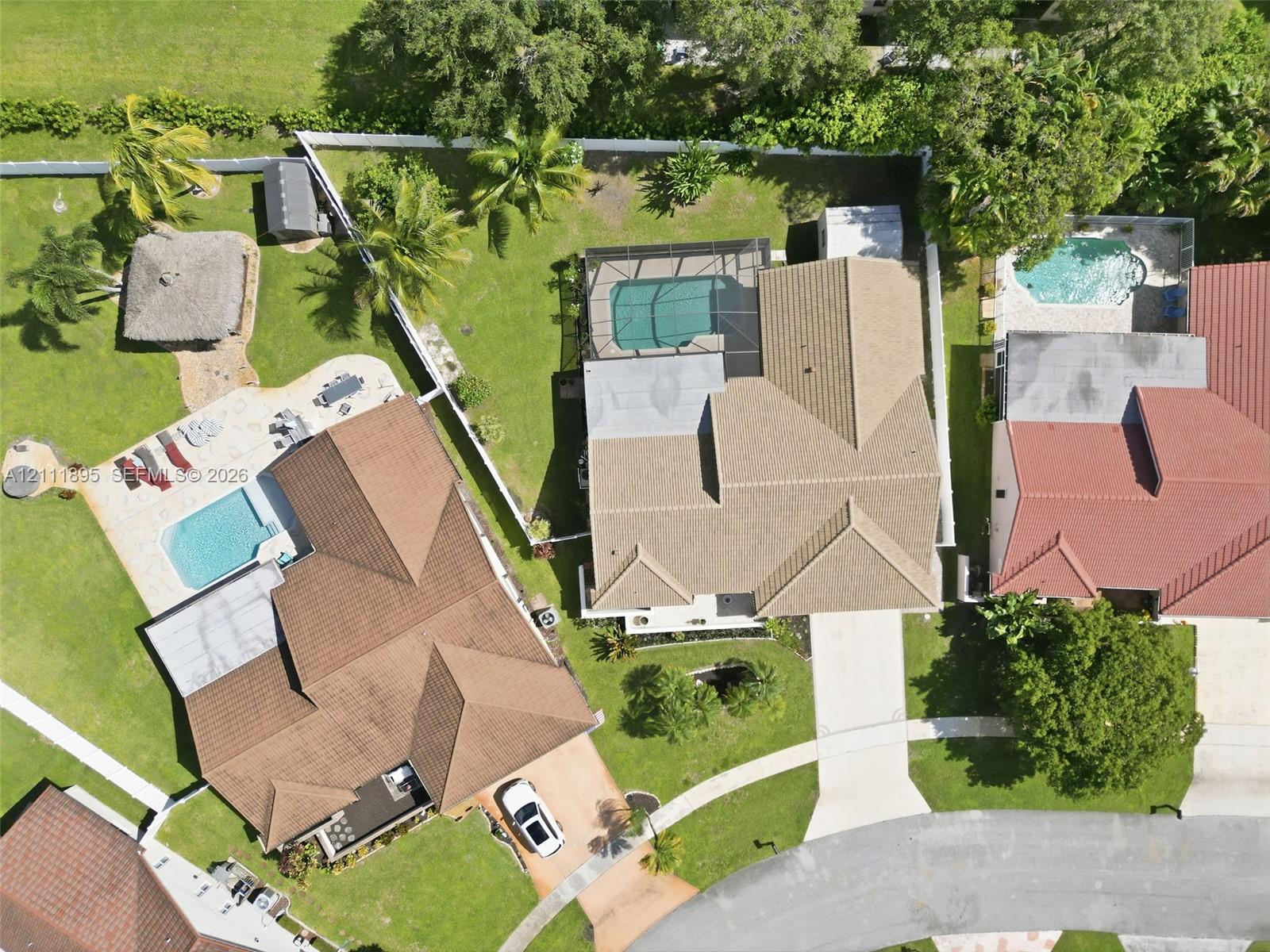 5792 Sun Pointe Circle gallery image #65