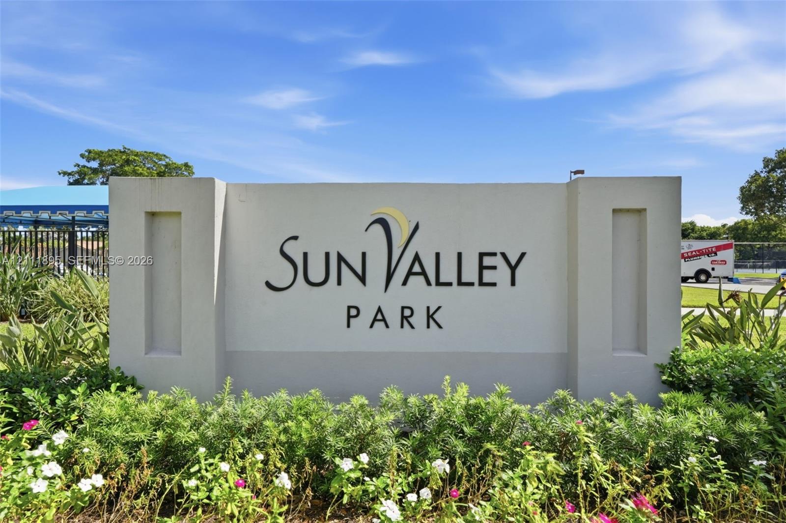 5792 Sun Pointe Circle gallery image #75