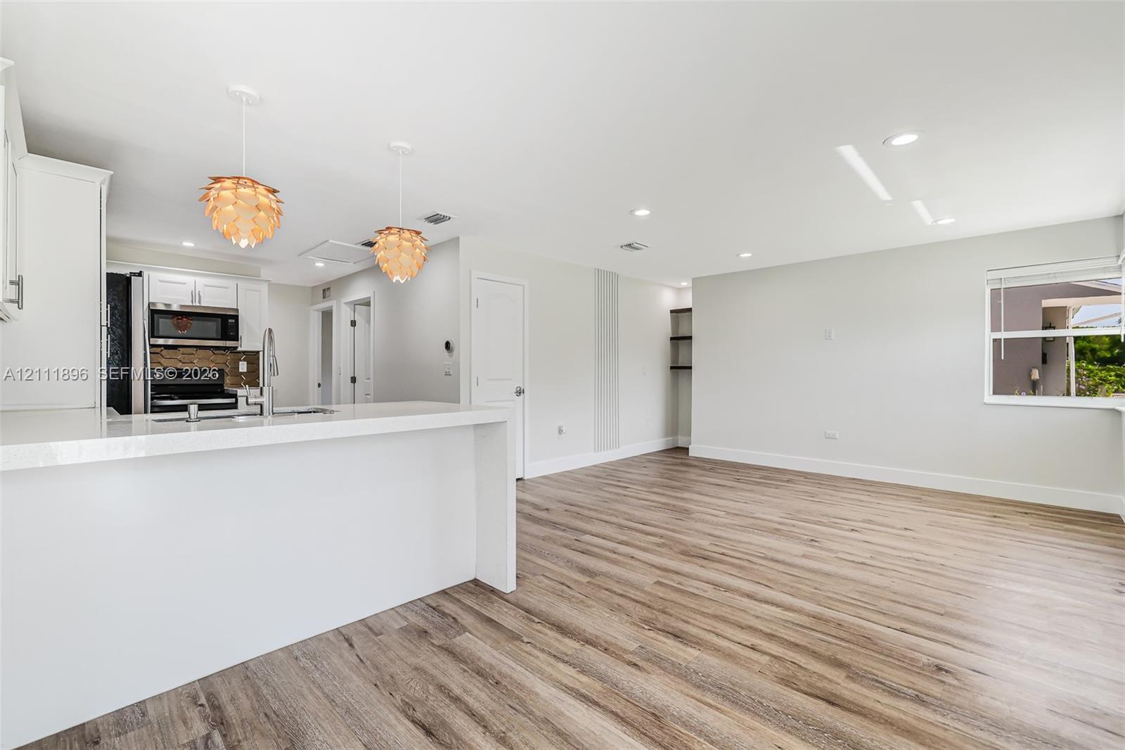 955 33rd Street