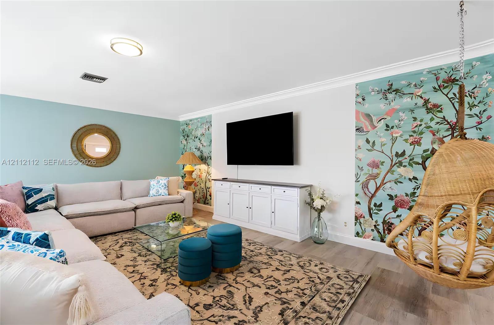 337 S Sequoia Drive