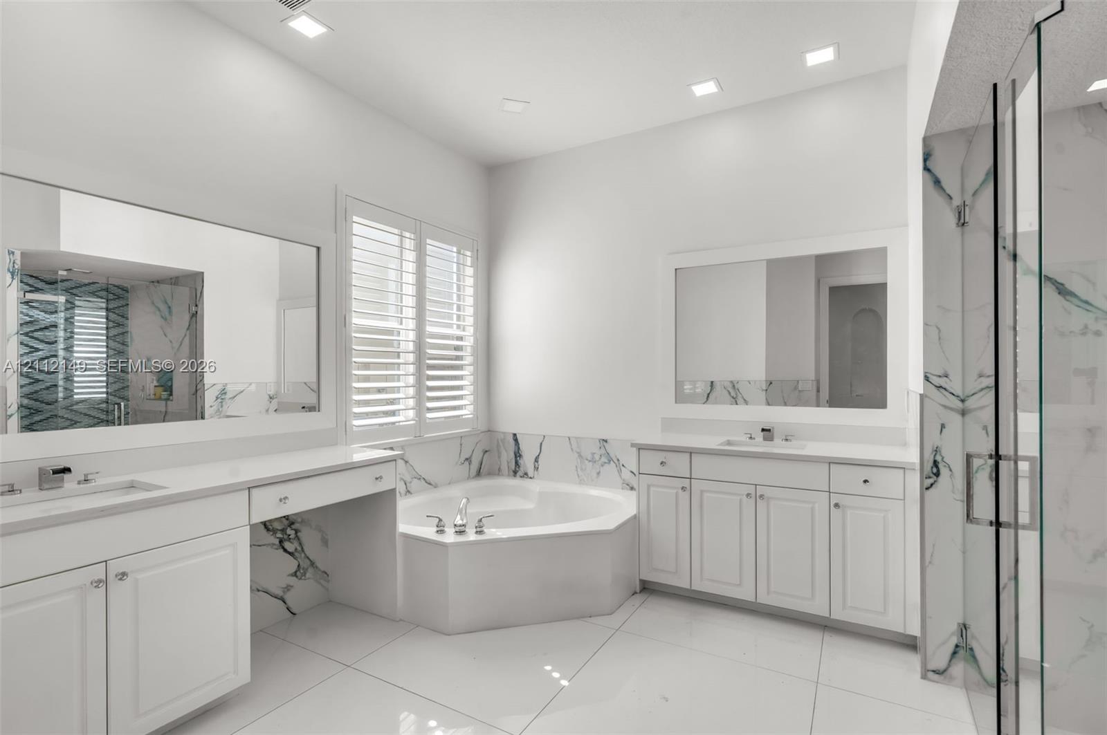 8887 Cobblestone Point Circle gallery image #18