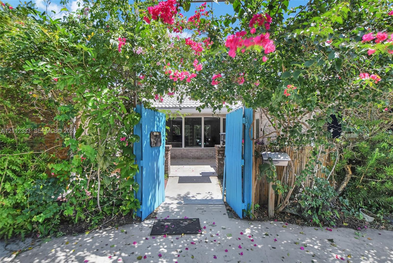 798 NW 15th Avenue gallery image #3