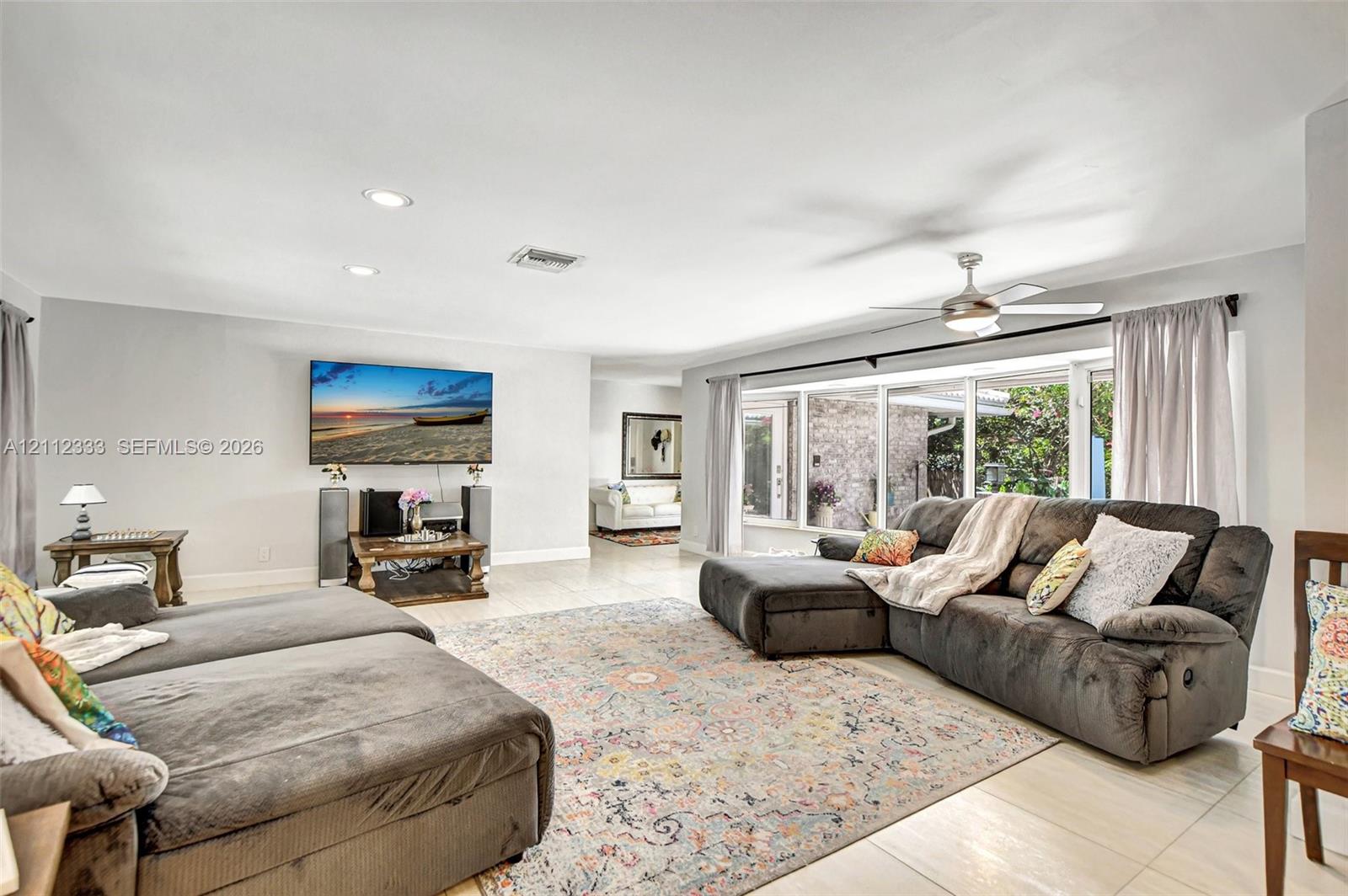 798 NW 15th Avenue gallery image #42